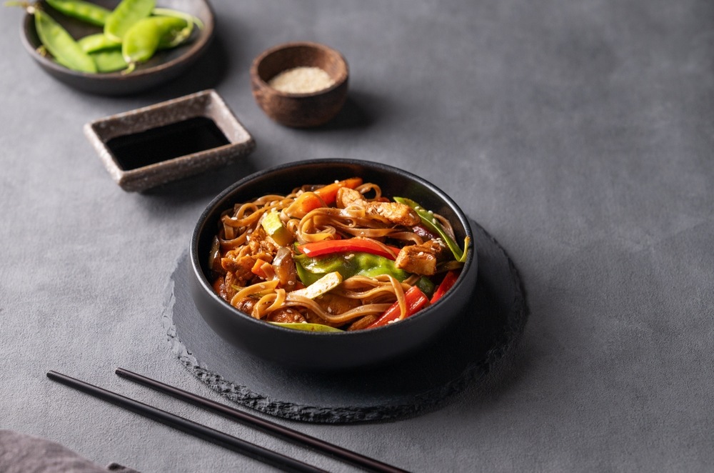 Локшина WOK