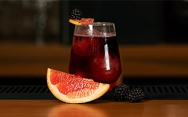 Cocktail Red Tonic